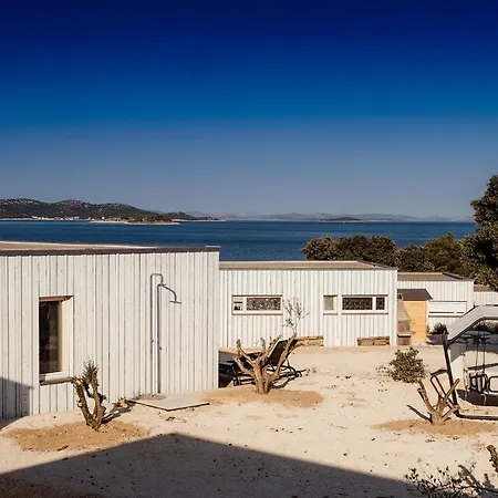 Holiday home Buqez Drage, 50