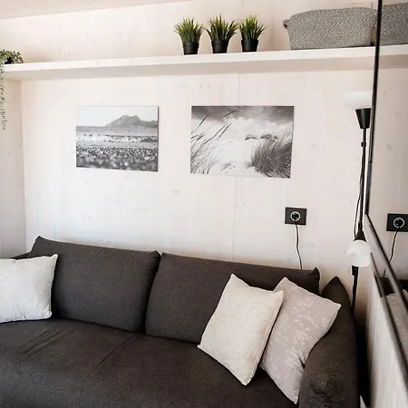 Buqez Drage, 50 Casa vacanze Pakoštane